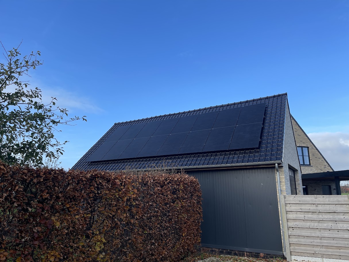 Zonnepanelen op hellend dak